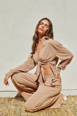 Air Flow Knot Front Top