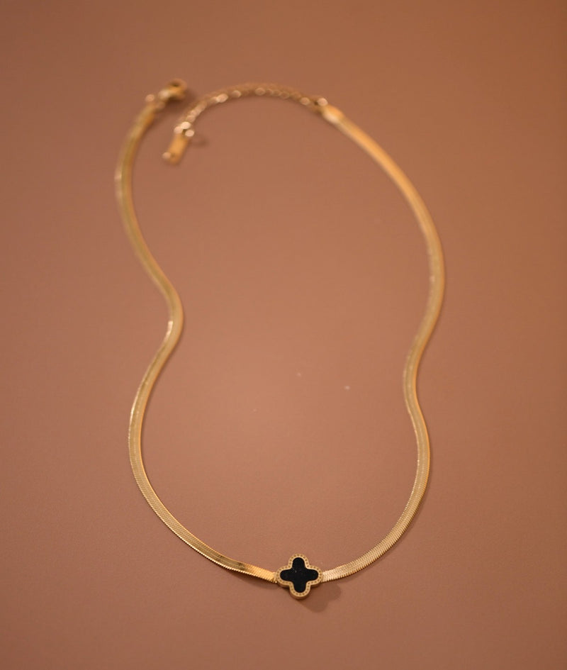 Clova Necklace