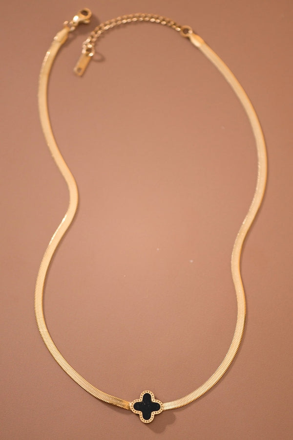 Clova Necklace