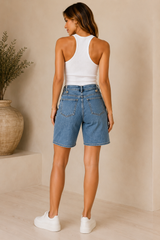 Botton Detail Short
