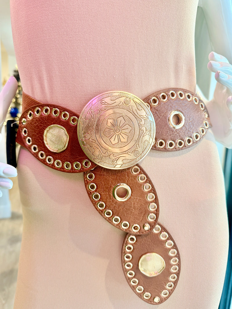 Bold Metal Buckle Belt