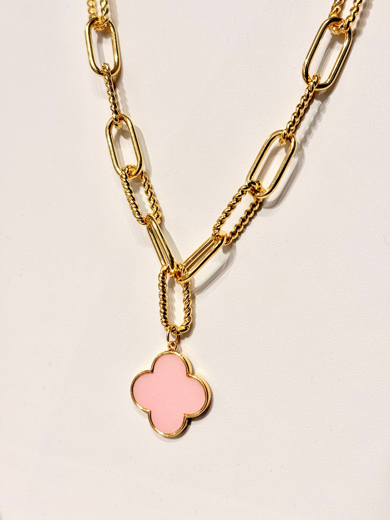 Ely Clover Necklace