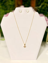 Emma Clover Necklace