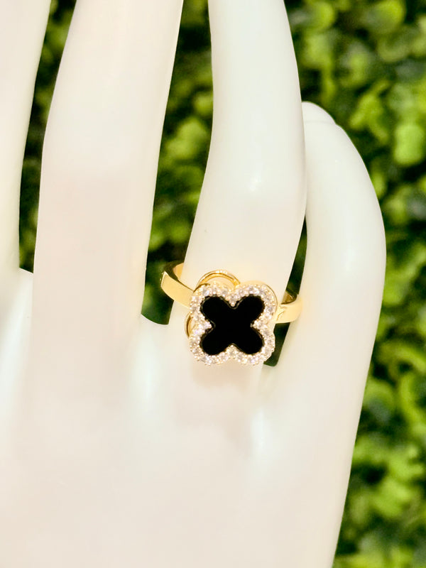 Clover Rotative Ring