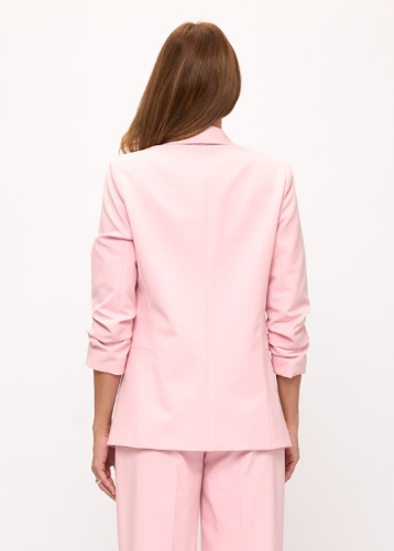 Nora Blazer